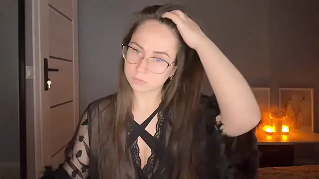 Snapshot of KiraNuruQueen chatting on April 6, 3:13 pm KiraNuruQueen online show from April 6, 3:13 pm