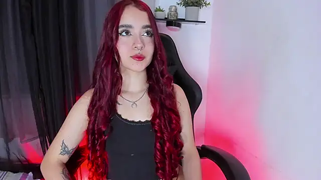 Red DollX online show from April 22, 11:39 pm