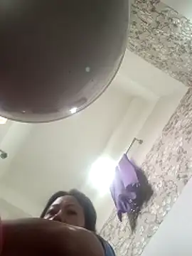 Snapshot of Bristy_BigBoobs chatting on April 11, 9:02 am Bristy BigBoobs online show from April 11, 9:02 am