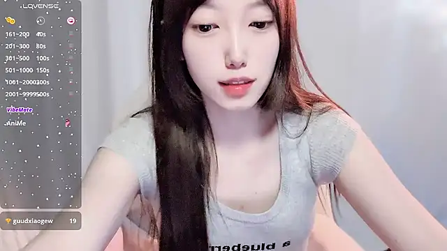 luckyuyu66 online show from May 5, 2:03 pm