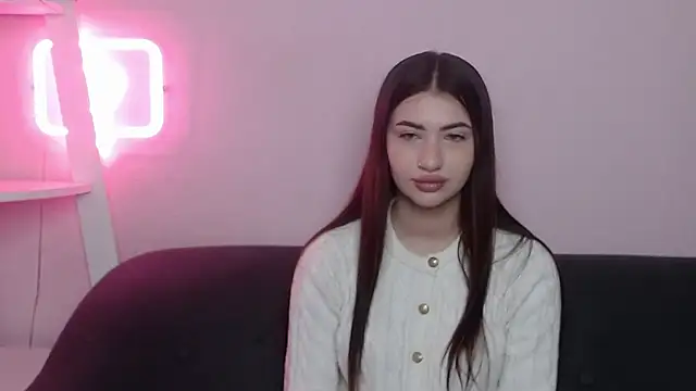 Snapshot of RebeccaMosc chatting on April 7, 5:52 am RebeccaMosc online show from April 7, 5:52 am