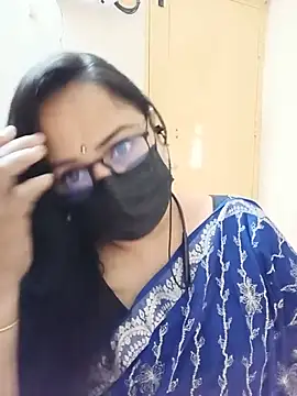 Snapshot of monisha_cam chatting on June 30, 6:14 am monisha cam online show from June 30, 6:14 am