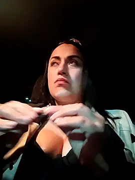 Snapshot of Lesli_26 chatting on April 7, 12:55 am Lesli 26 online show from April 7, 12:55 am