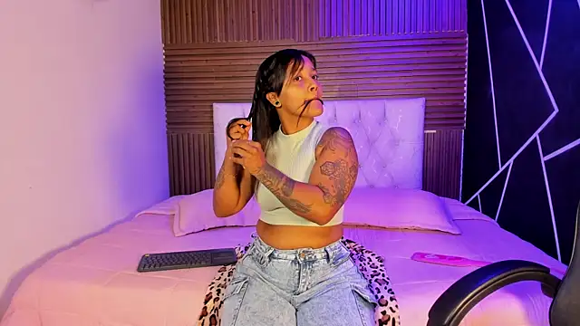 LexiAdamss online show from May 14, 12:12 pm
