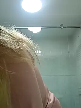 jenny Dream  online show from May 6, 3:46 am