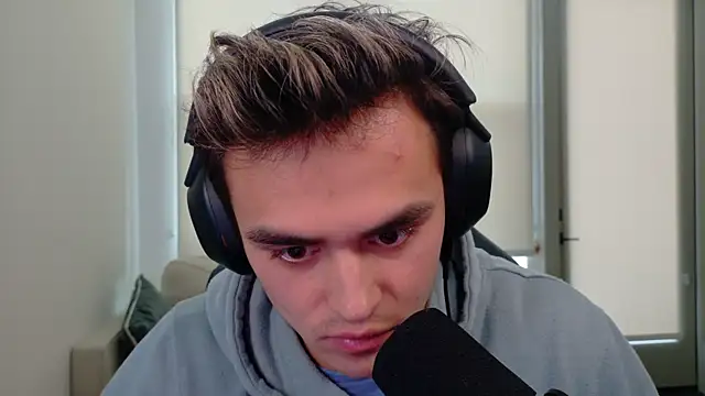 Seagll online show from April 11, 12:15 am