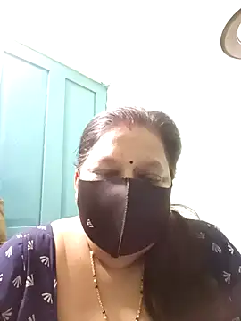 PINKI 024 online show from April 7, 6:03 am