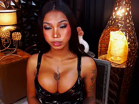 Snapshot of SluttyWhoreAra chatting on June 23, 11:14 pm SluttyWhoreAra online show from June 23, 11:14 pm