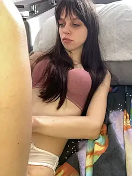 HotGirl1701 online show from May 29, 4:10 am