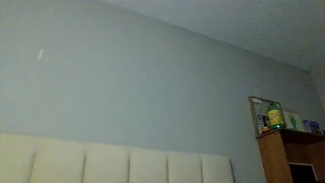 madzbailey online show from May 24, 11:10 pm