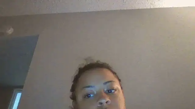 madzbailey online show from July 9, 1:31 am