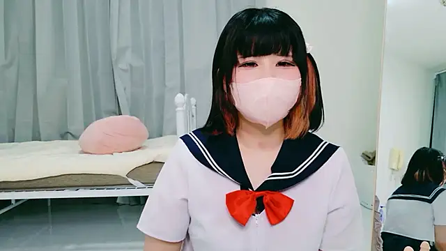 Snapshot of RAIMU_CHAN chatting on April 5, 2:47 pm RAIMU CHAN online show from April 5, 2:47 pm