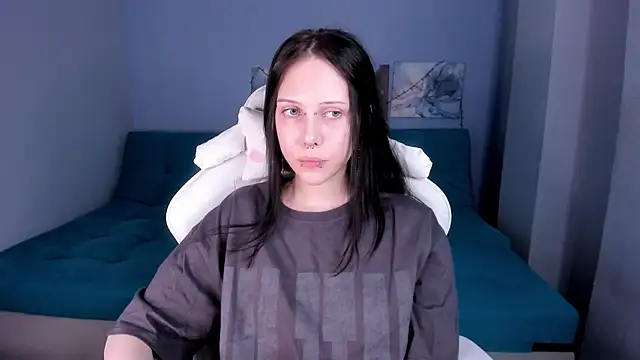SugarBunny18 online show from June 13, 4:54 am