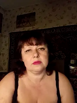 Snapshot of AuroKaria chatting on April 18, 3:05 pm AuroKaria online show from April 18, 3:05 pm