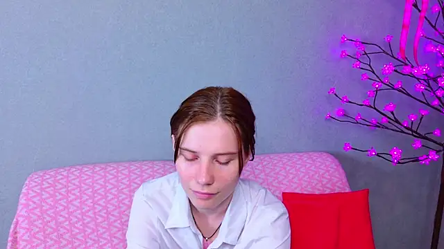 CleoBloom  online show from July 10, 3:11 am
