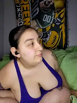 Horneysunflower420 online show from April 27, 3:48 am