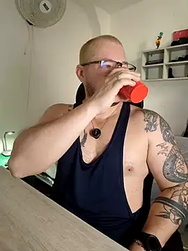 Snapshot of Alton_Mason chatting on July 6, 2:14 pm Alton Mason online show from July 6, 2:14 pm