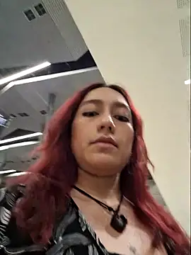 Snapshot of Ayleeen25 chatting on April 3, 11:36 pm Ayleeen25 online show from April 3, 11:36 pm