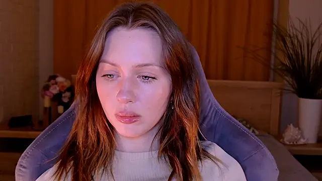 MeganClapp online show from April 27, 5:27 am