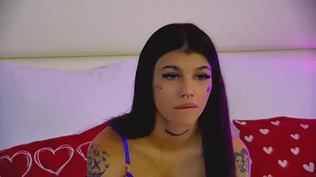 YasminnStorm online show from May 22, 4:30 am
