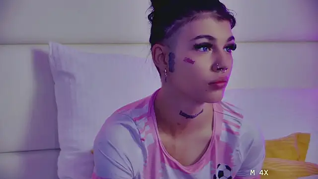 YasminnStorm online show from May 25, 3:56 am