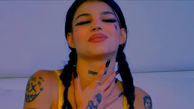 YasminnStorm online show from June 25, 4:34 am