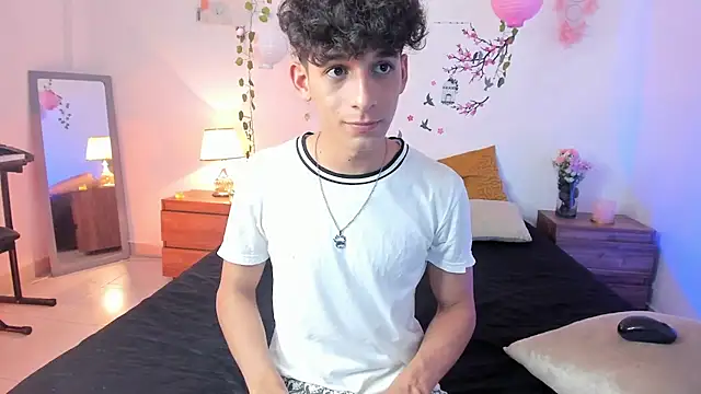 Alazbel8 online show from May 6, 7:30 pm