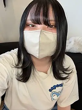 Snapshot of miwako_mothi chatting on April 13, 3:34 am miwako mothi online show from April 13, 3:34 am