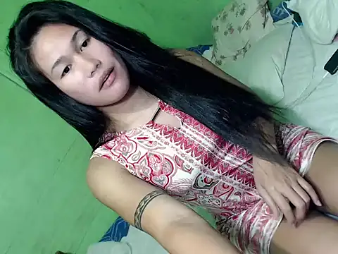 kaycee28 online show from May 14, 5:42 pm