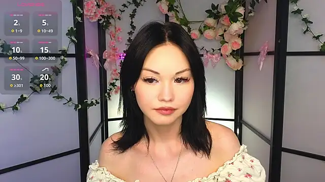 LilySparkls online show from May 26, 12:34 pm