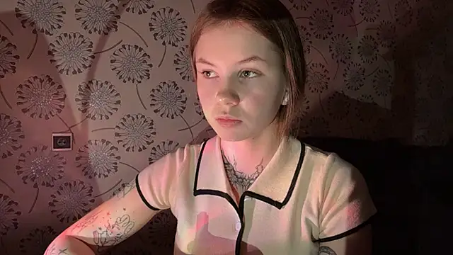KellyRose online show from April 29, 6:36 pm