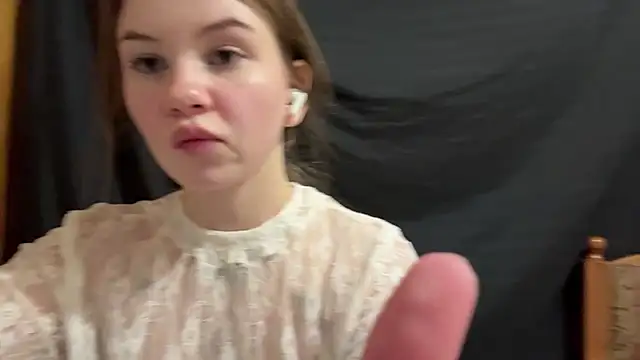 KellyRose online show from May 1, 6:12 pm