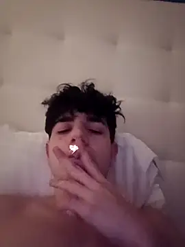 Thuuualvaritoohh online show from April 19, 9:06 pm