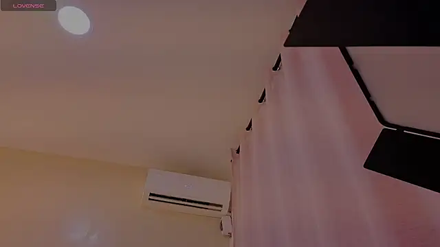 sweetkimmie  online show from April 30, 11:16 am