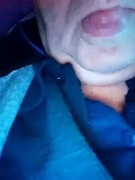 lickboy40 online show from May 18, 5:19 pm