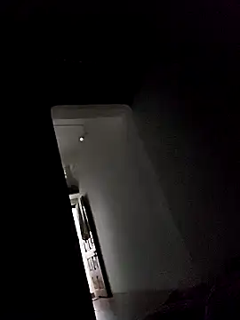 Snapshot of X-boy-11 chatting on April 11, 9:30 pm X-boy-11 online show from April 11, 9:30 pm