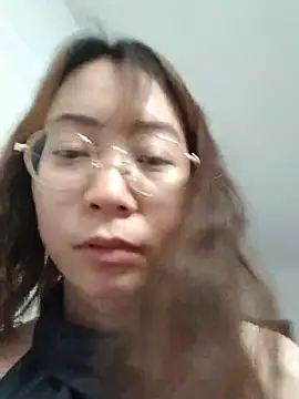 Snapshot of bingbing-521 chatting on April 13, 12:32 pm bingbing-521 online show from April 13, 12:32 pm