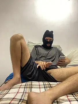 Couple PlayHot BR online show from July 18, 5:50 pm
