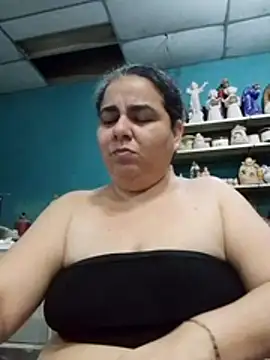 Golositadeamor online show from May 28, 1:47 am