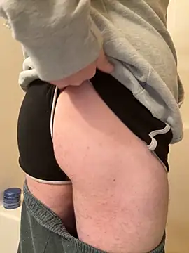 snakeyss online show from April 9, 8:42 am