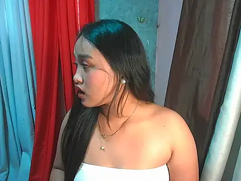 ur truelyhot dre online show from April 15, 5:36 am