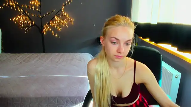 SonnySofia online show from April 28, 5:34 am