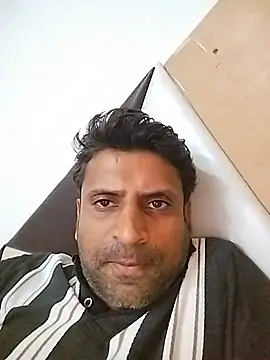 Snapshot of Faltu_Jijju chatting on June 5, 4:35 pm Faltu Jijju online show from June 5, 4:35 pm