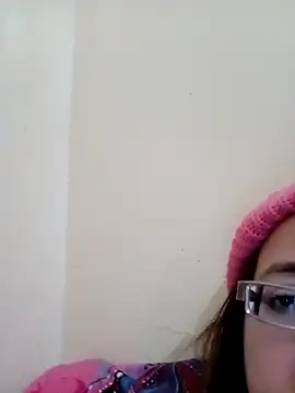 Snapshot of Nisrin_ay chatting on April 8, 7:19 am Nisrin ay online show from April 8, 7:19 am