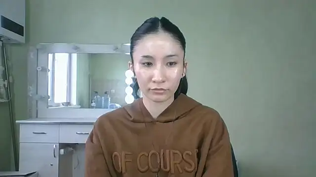 TorieFlakes online show from April 15, 11:17 am