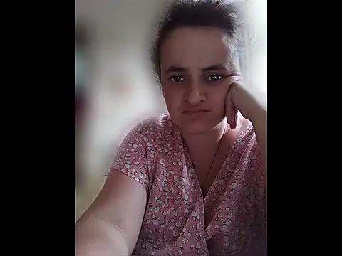 Snapshot of AnabelBexley chatting on July 5, 2:51 am AnabelBexley online show from July 5, 2:51 am