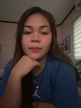 Snapshot of avasofiax chatting on April 11, 9:24 am avasofiax online show from April 11, 9:24 am