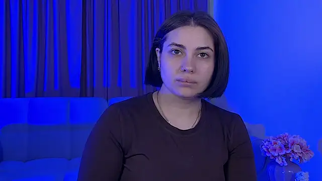AdrianaToress online show from May 14, 5:25 am