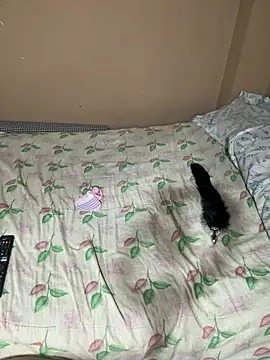 DirtyMerida online show from May 26, 4:41 am