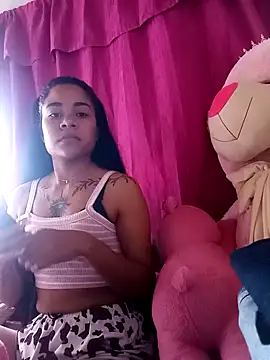 Snapshot of Zeyra_hot chatting on April 7, 5:57 pm Zeyra hot online show from April 7, 5:57 pm